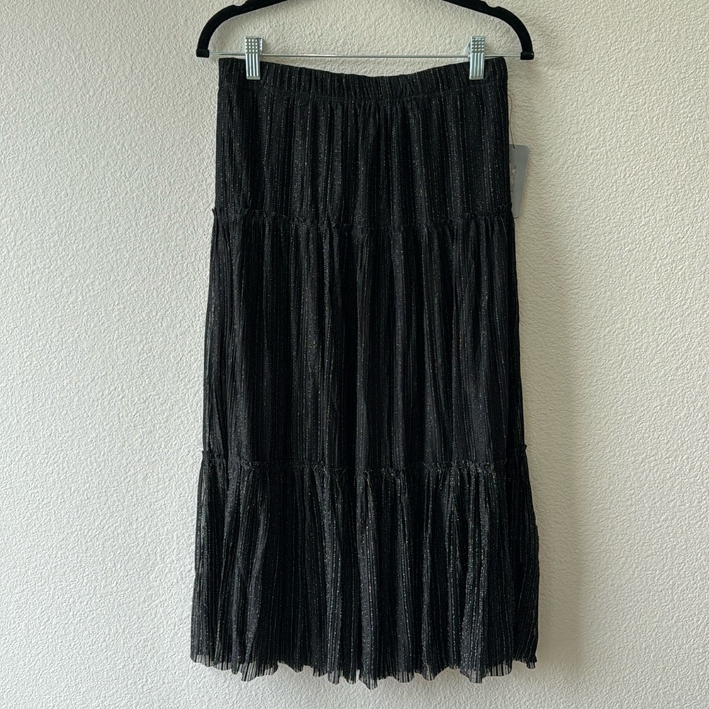 Women’s Maxi Skirt Black w Foil Size Small NWT
